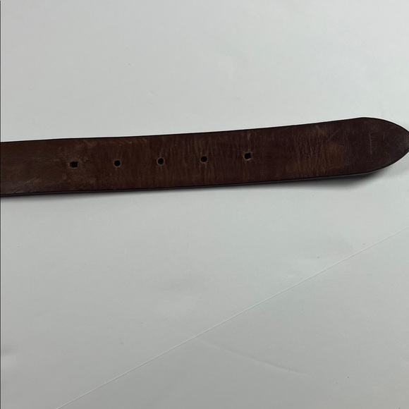 Florsheim Men's Brown Leather Belt with Silver Buckle. Sz 56 - Picture 6 of 10